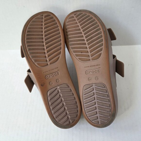 Crocs Sandals Womens 9 Beige Latte Brooklyn Buckle Low Wedge Platform - Picture 15 of 15